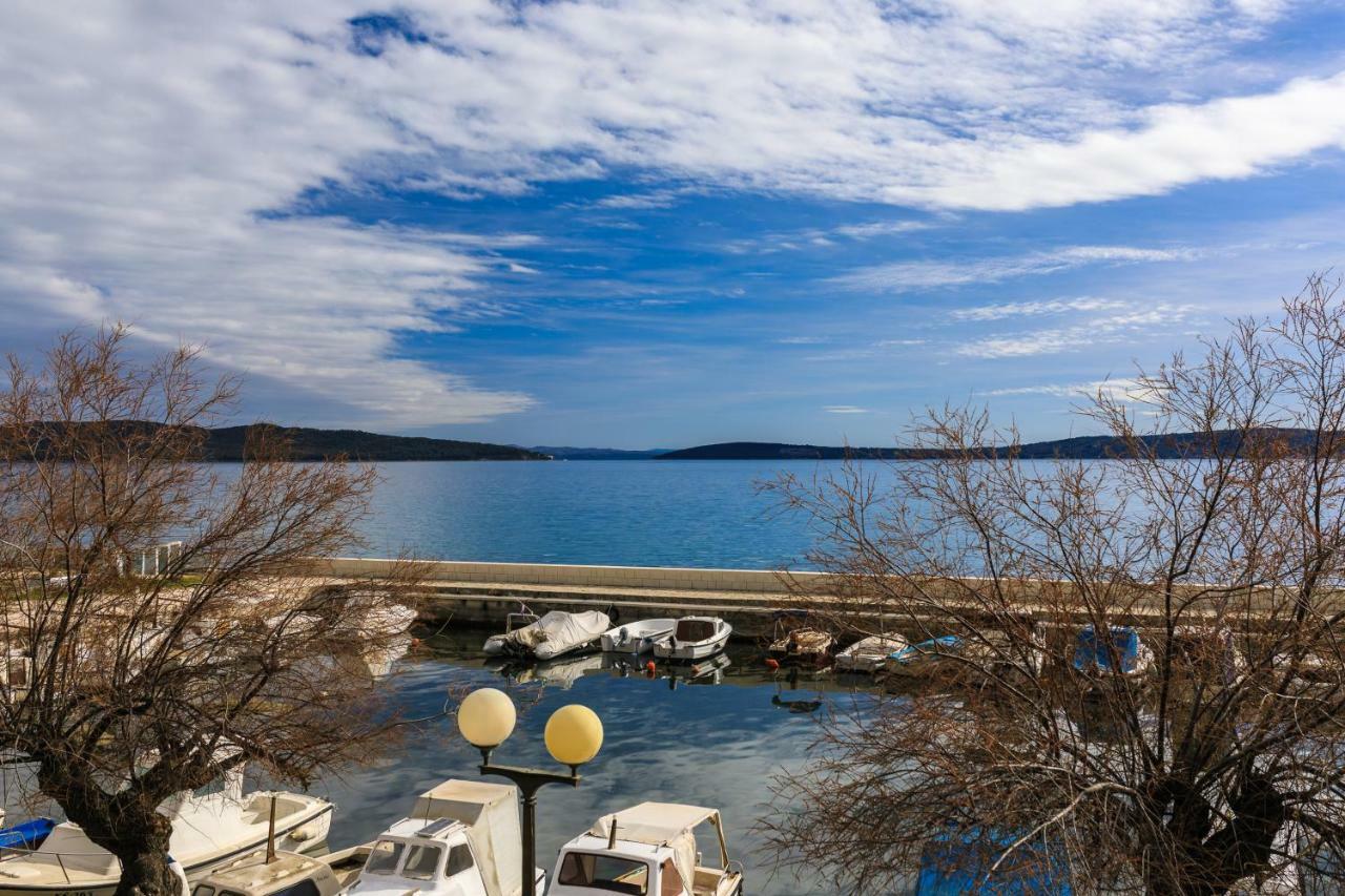 Holiday Home Obrov Kaštela Extérieur photo