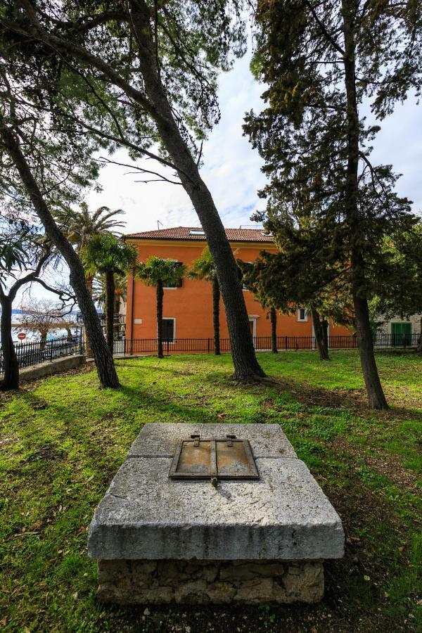 Holiday Home Obrov Kaštela Extérieur photo